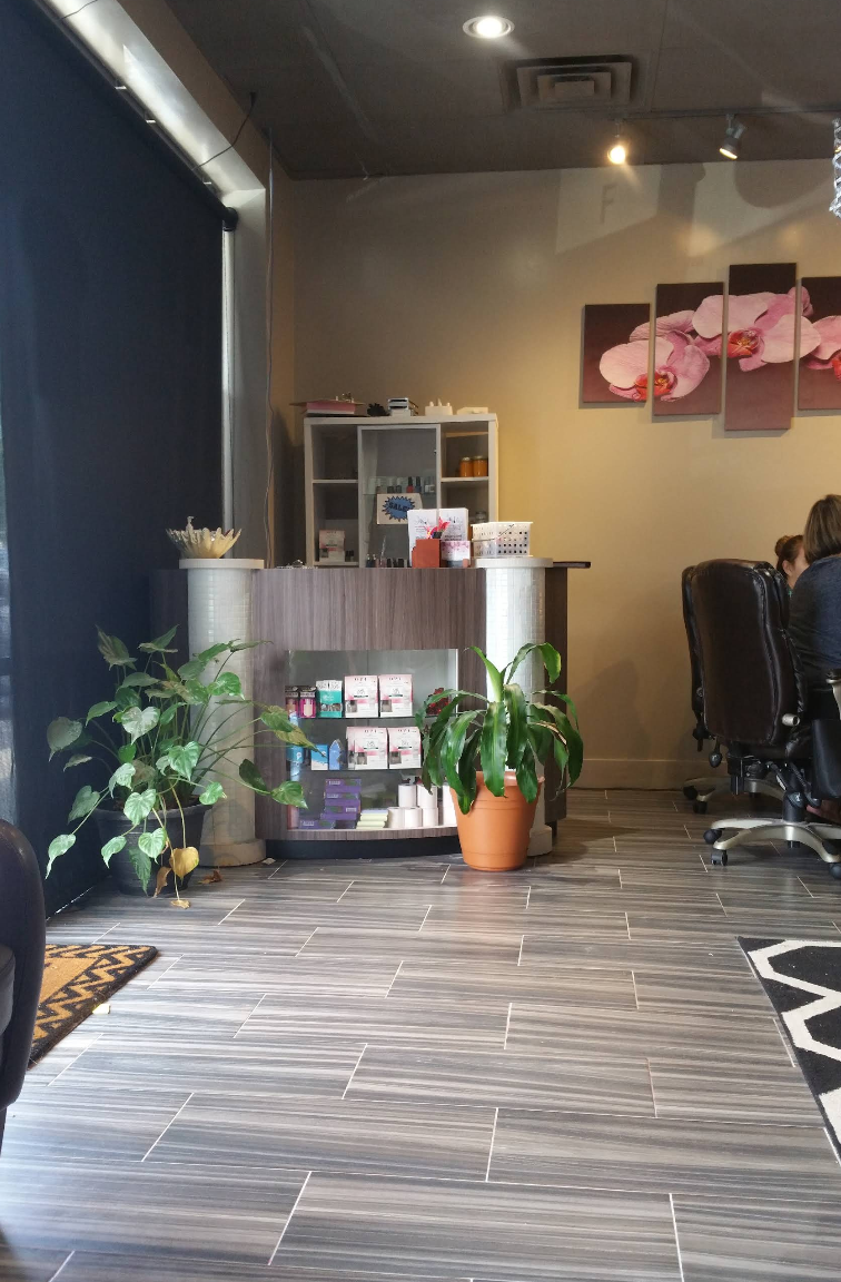 The Nail Bar — photo 3 of 4