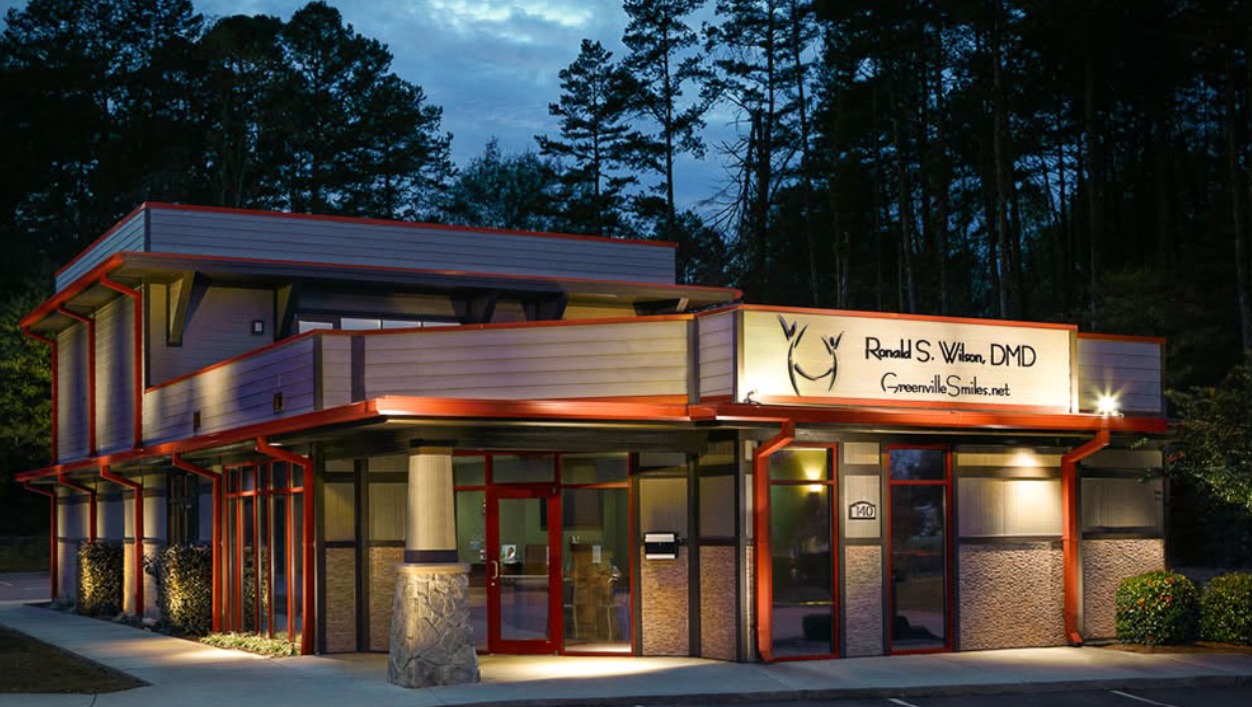 Smiles Dentistry — photo 1 of 5