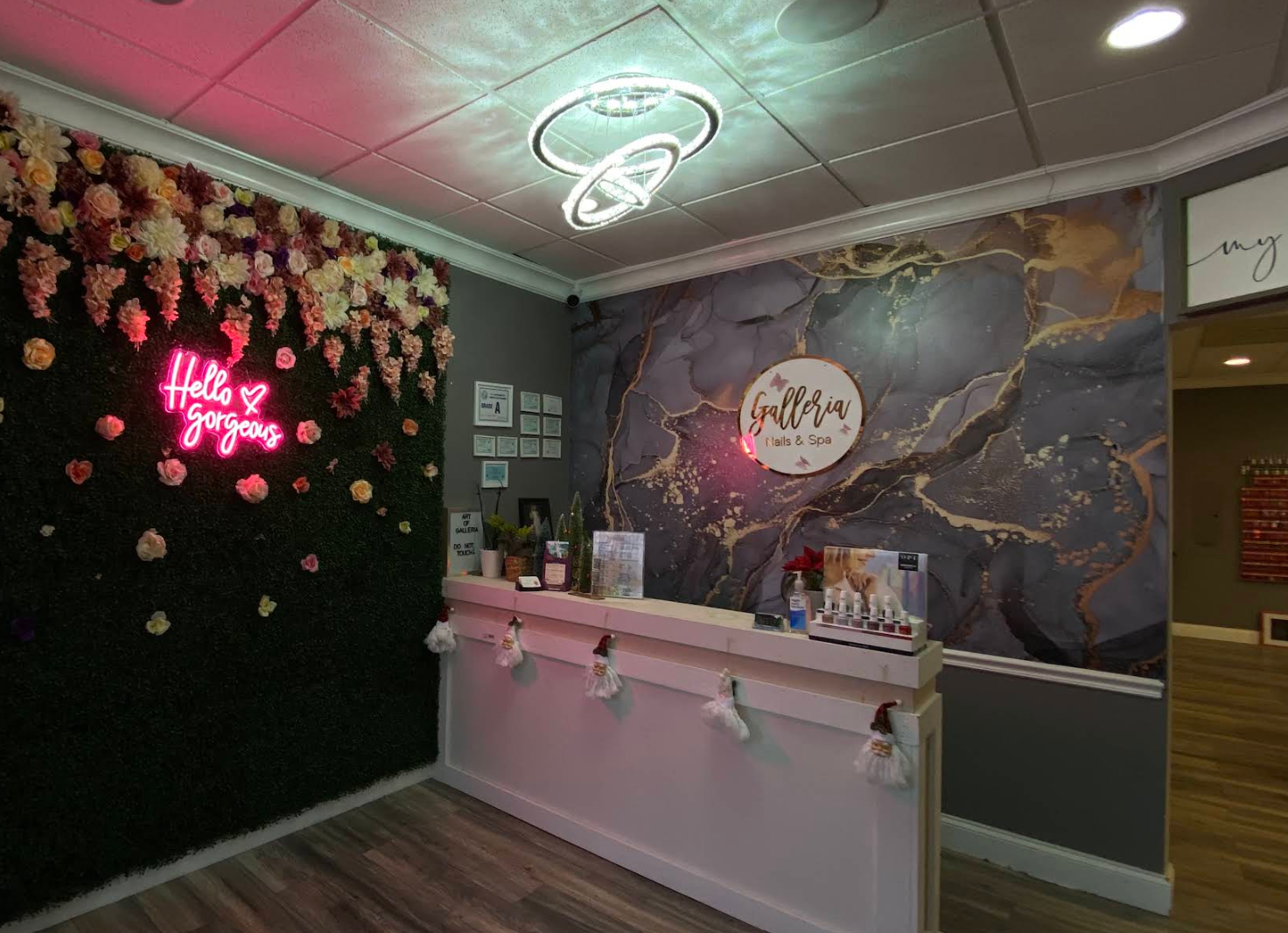 Galleria Nails & Spa — photo 2 of 5
