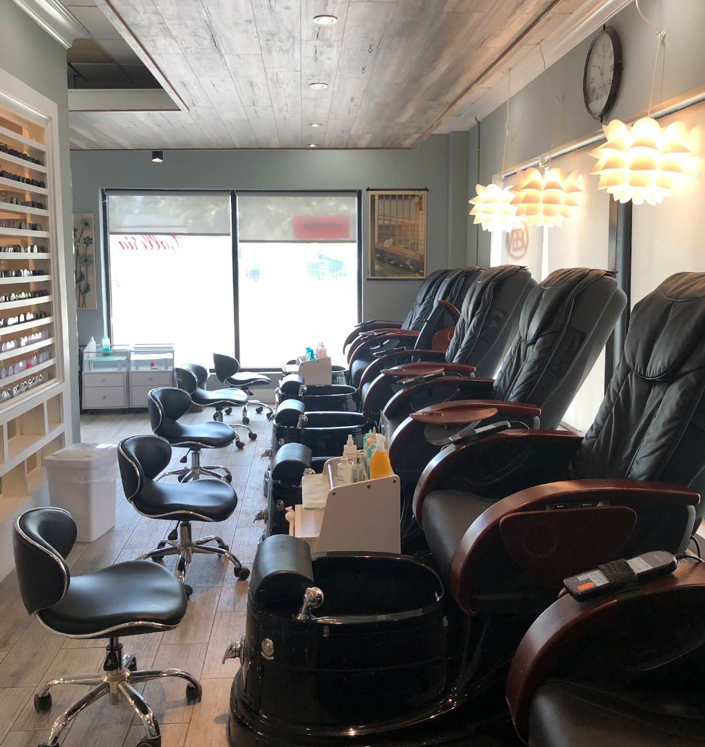 Galleria Nails & Spa — photo 4 of 5