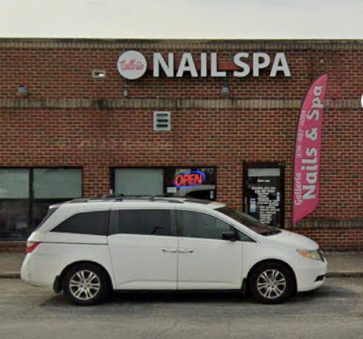 Galleria Nails & Spa — photo 1 of 5