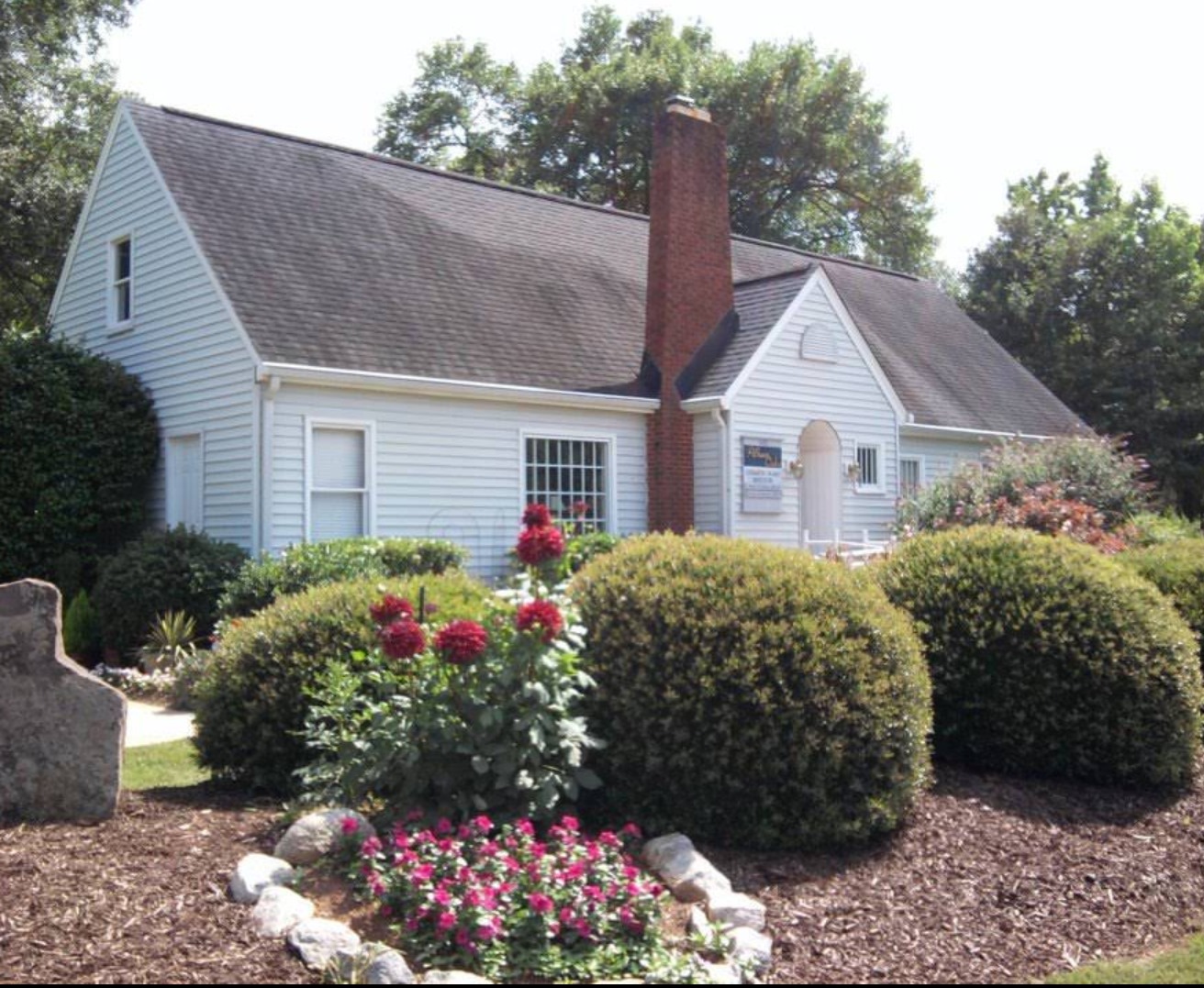 Pelham Oaks Dental — photo 1 of 5
