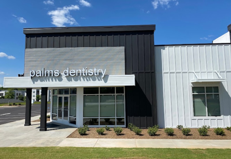 Palms Dentistry — photo 1 of 4