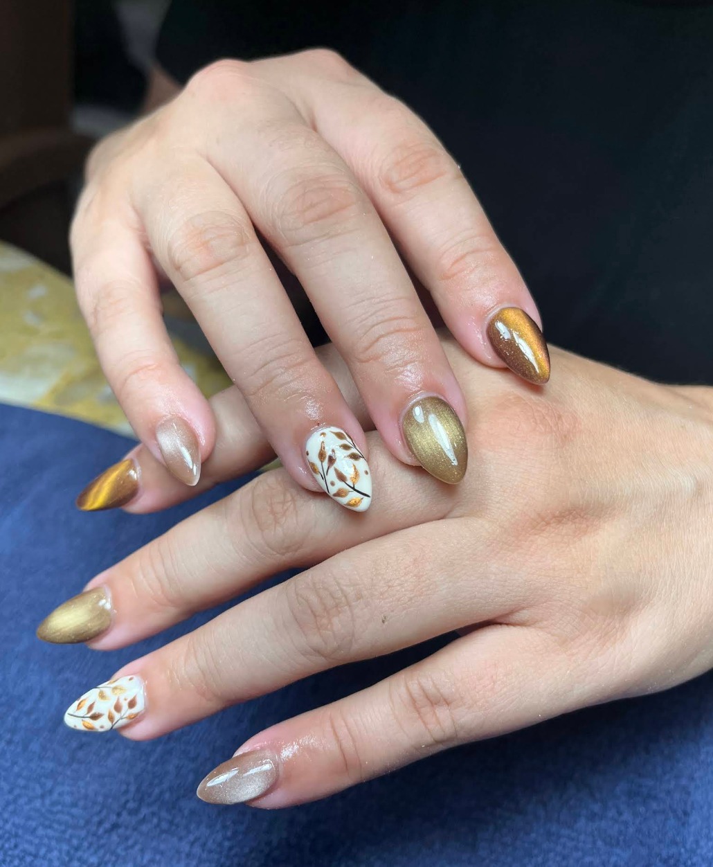 Nails 280 — photo 2 of 3