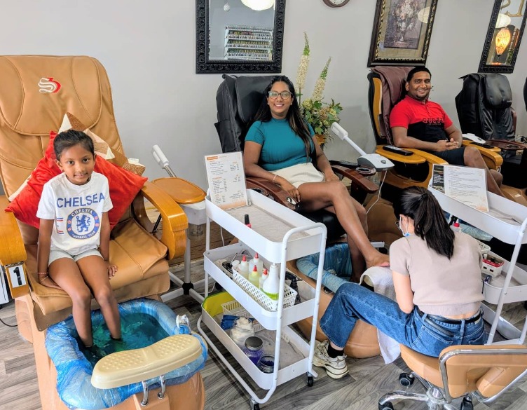 Narrows Nail Salon — photo 2 of 4