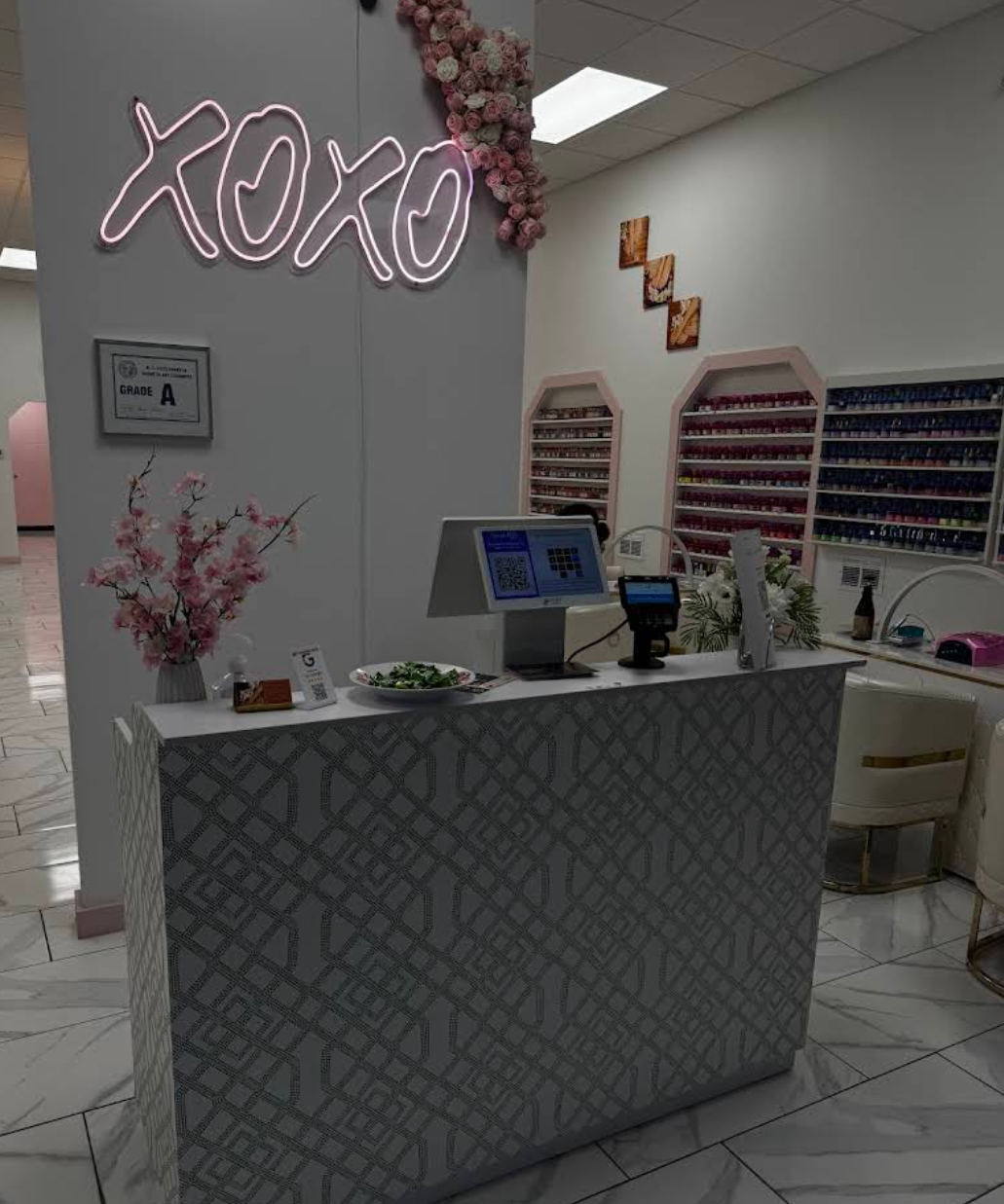 XOXO Nail and Beauty Bar — photo 3 of 5