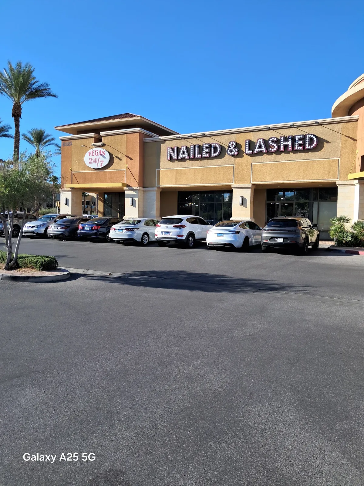 Vegas 24/7 Nailed and Lashed — photo 1 of 2