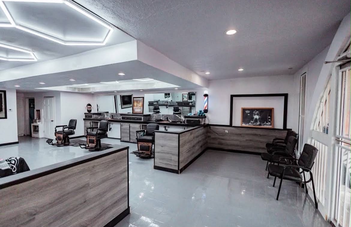 Legends Barbershop — photo 3 of 5