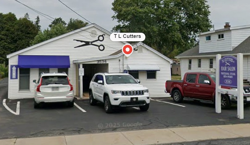 T L Cutters Salon — photo 1 of 2